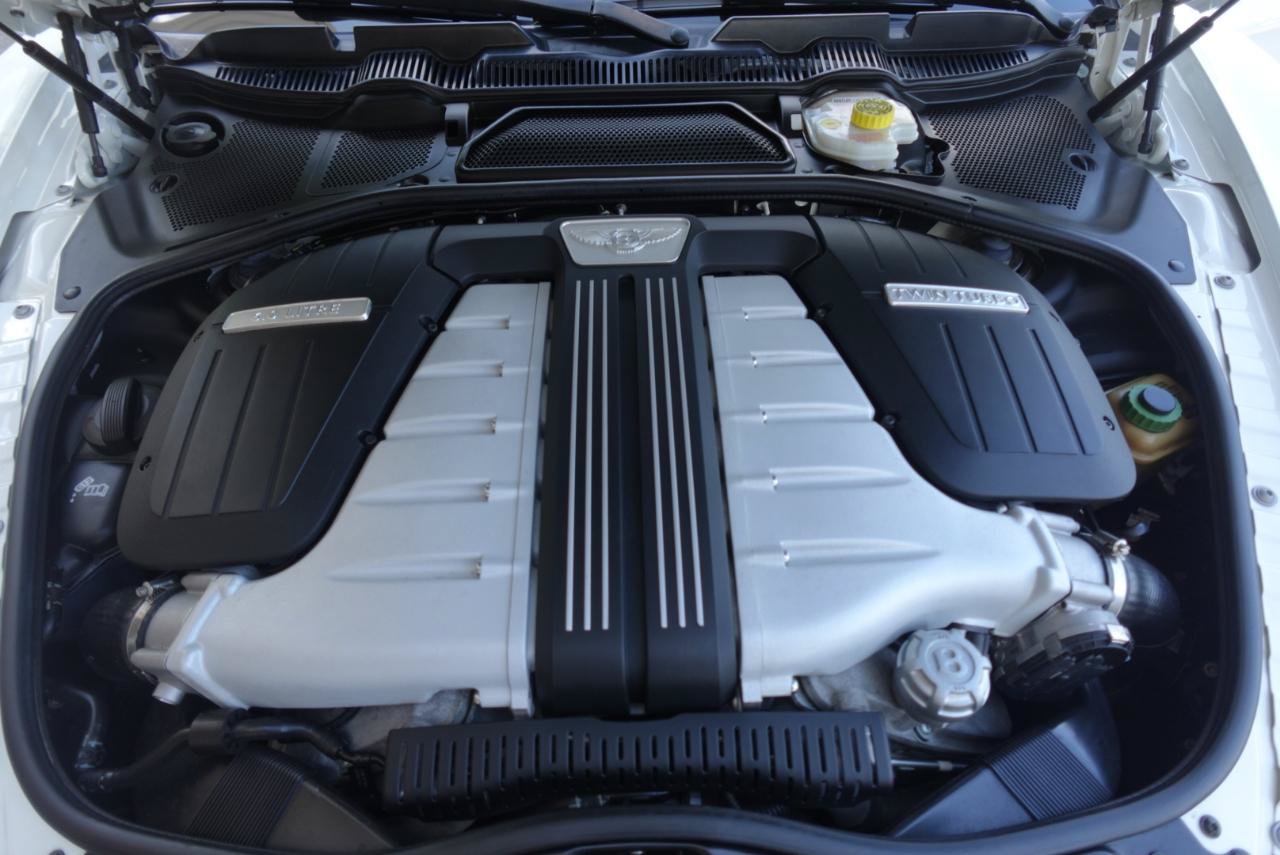 Used 2014 Bentley Flying Spur W12 AWD/4WD image 20