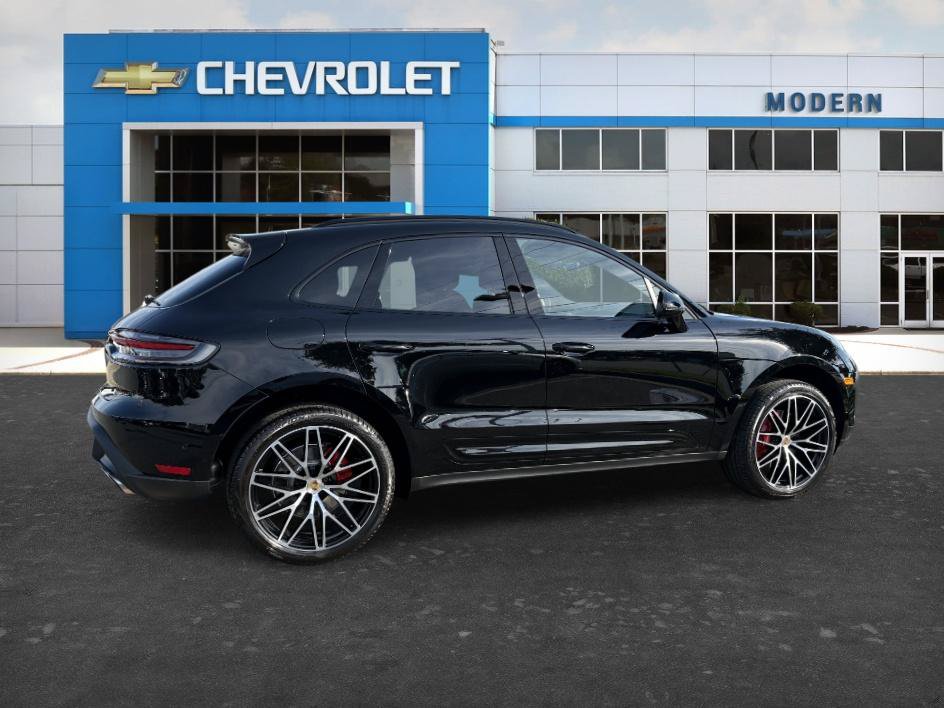 Used 2026 Porsche Macan S AWD/4WD image 5