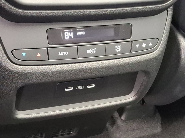 Certified 2025 Honda Pilot Touring image 11