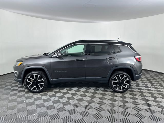 Used 2018 Jeep Compass Limited AWD/4WD image 3