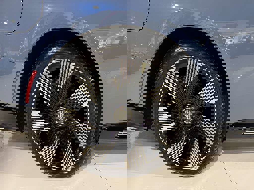 Used 2024 Rolls-Royce Spectre w/ Spectre Launch Package image 49