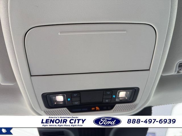Used 2025 Ford Expedition Active RWD image 15