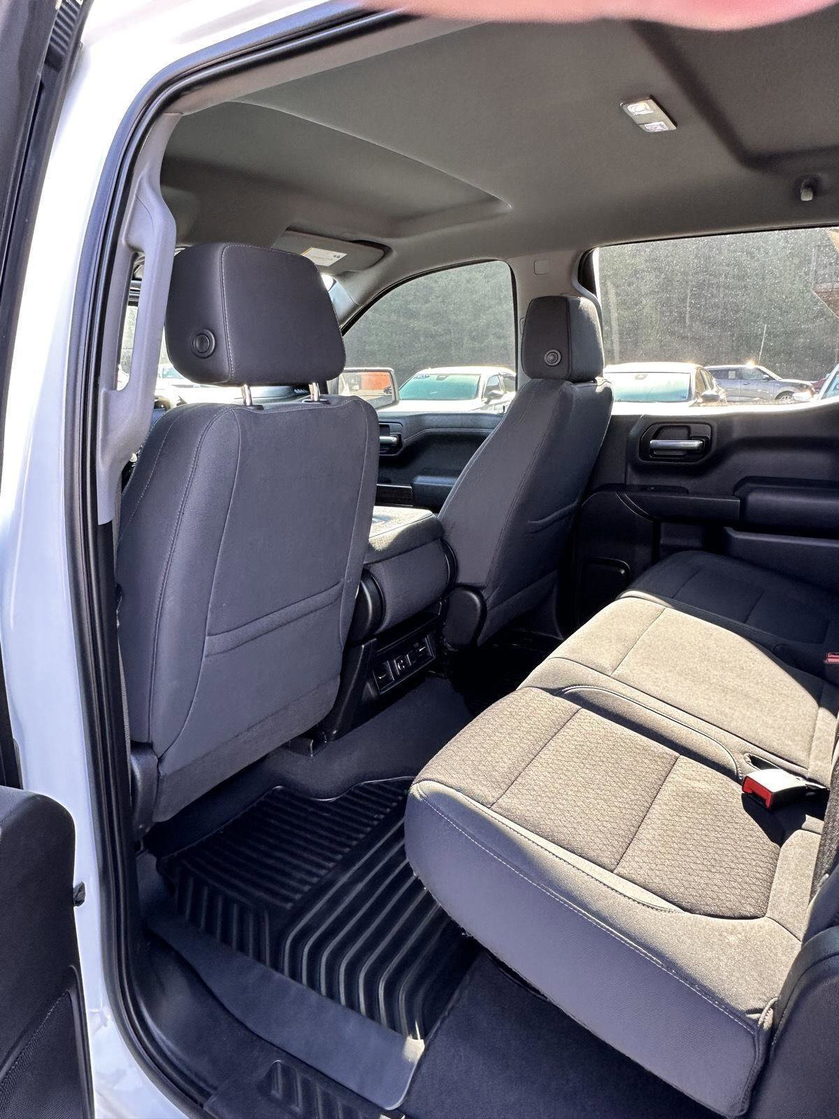 Used 2021 Chevrolet Silverado 1500 LT image 15