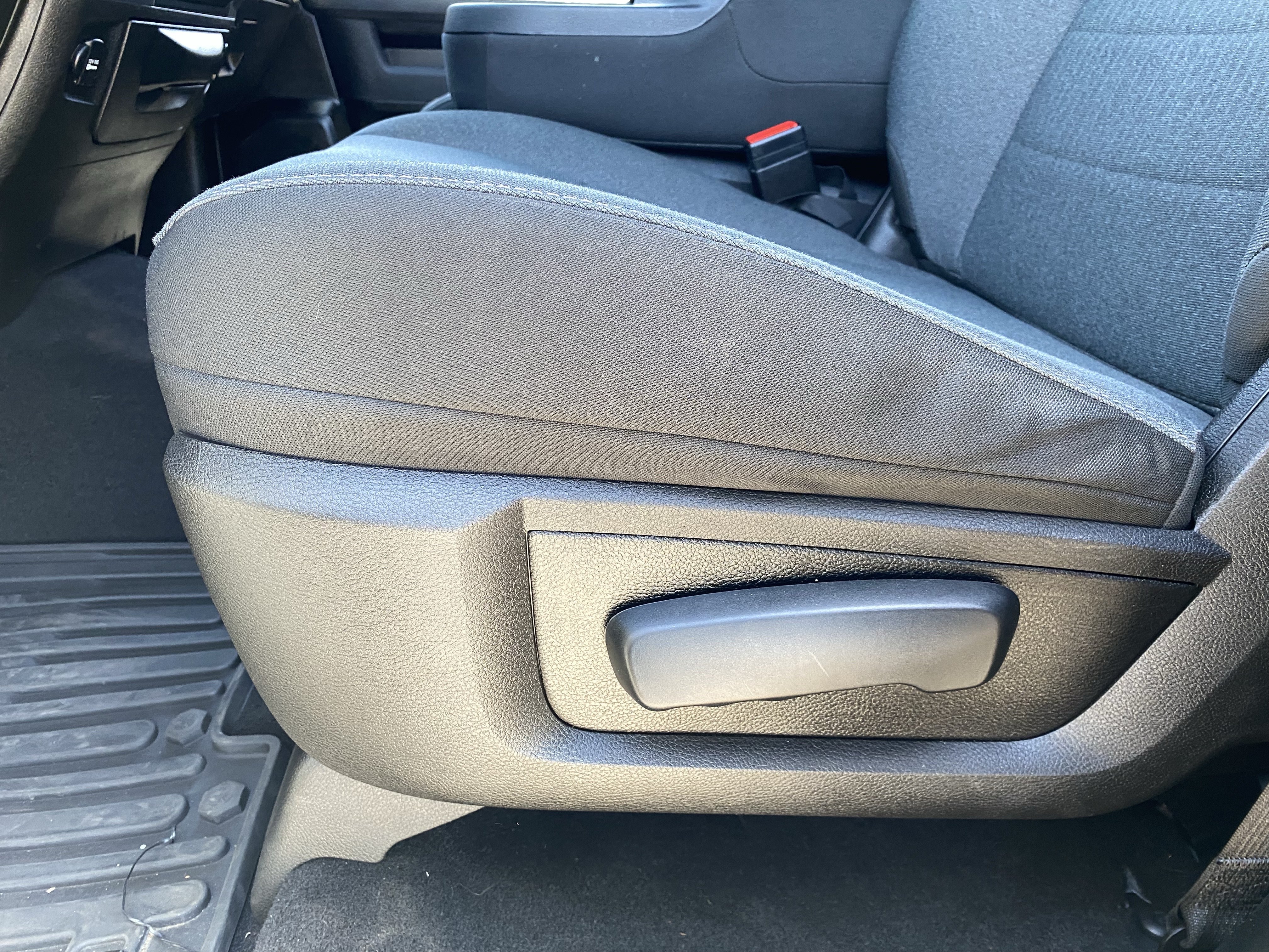 Used 2022 RAM 1500 Classic Warlock w/ Electronics Group AWD/4WD image 20