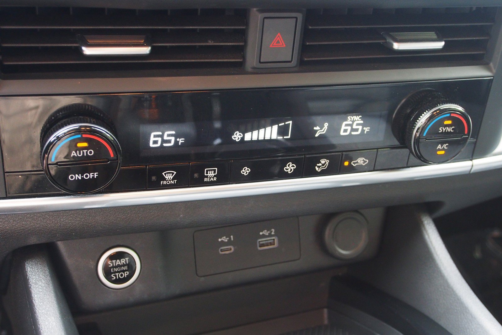 Used 2023 Nissan Rogue SV AWD/4WD image 27
