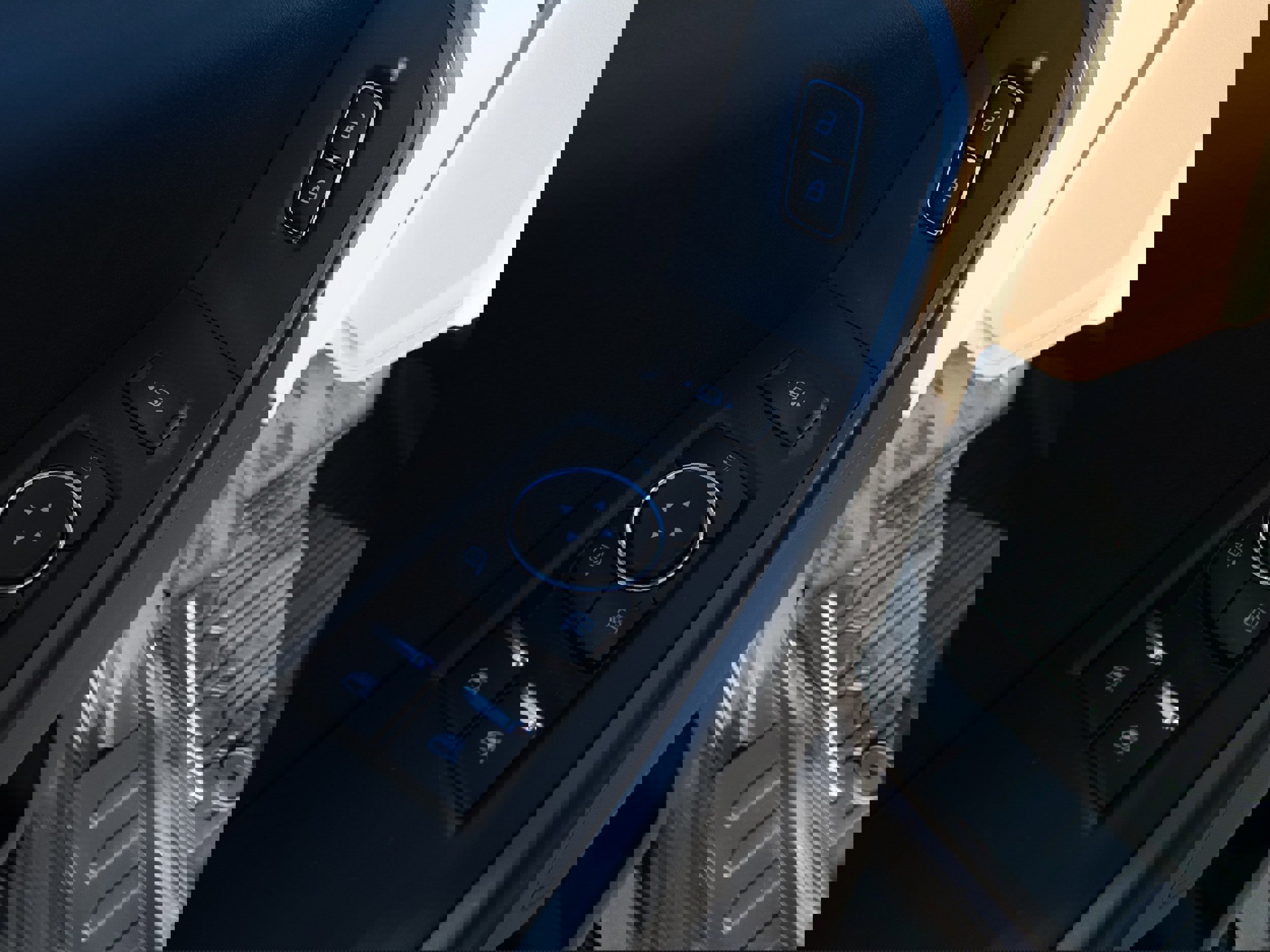 Used 2025 Ford F350 XLT image 14