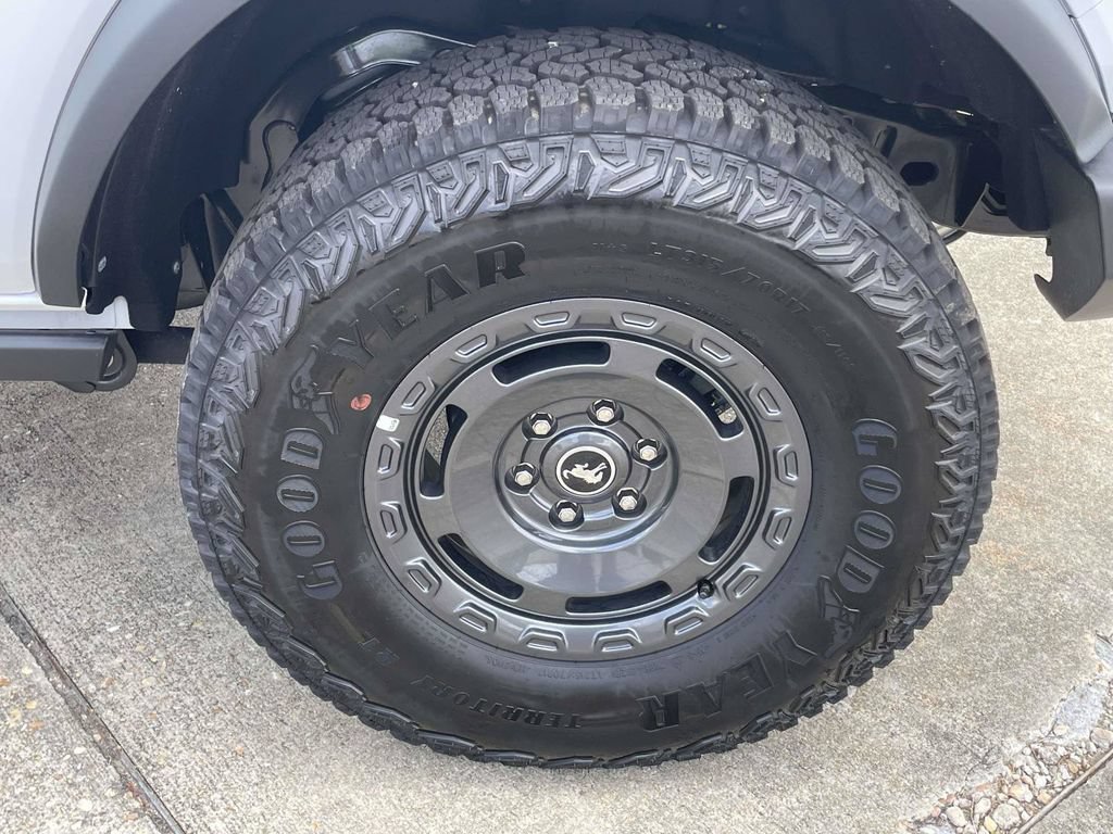 New 2025 Ford Bronco Badlands w/ Sasquatch Package AWD/4WD image 9