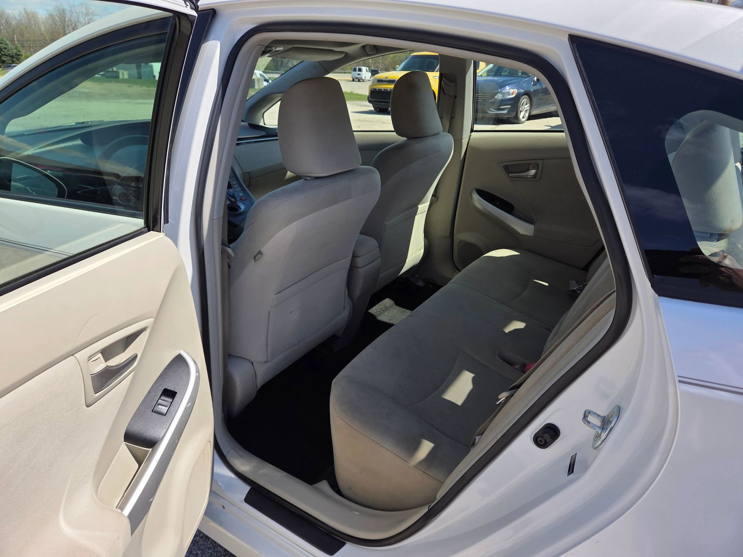 Used 2012 Toyota Prius Three w/ Solar Roof Pkg FWD image 16