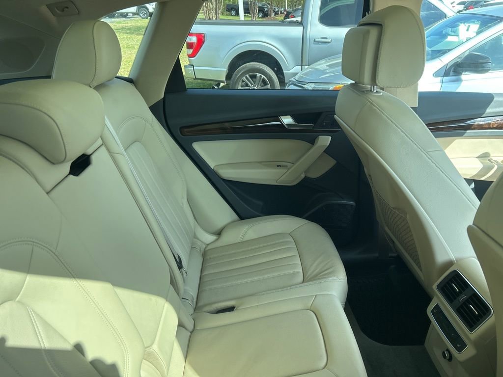 Used 2018 Audi Q5 2.0T Premium Plus w/ Premium Plus Package image 5