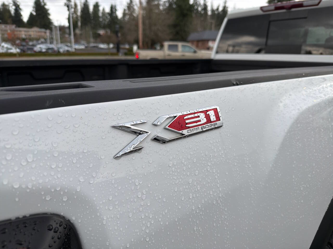 Used 2024 GMC Sierra 2500 SLE w/ SLE Value Package; image 10