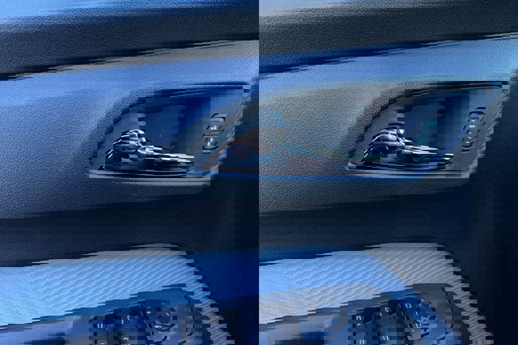 New 2027 Chevrolet Bolt LT w/ Comfort Package image 11