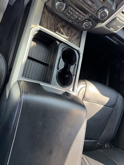 Used 2019 Ford F250 Lariat w/ Chrome Package image 21