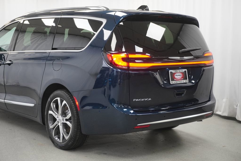 Used 2024 Chrysler Pacifica Pinnacle image 13