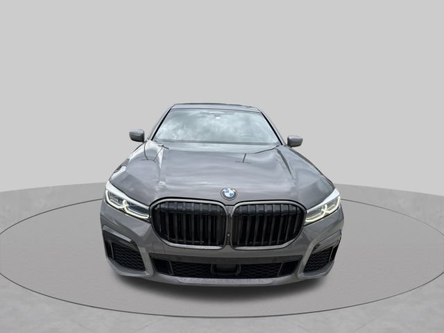 Used 2020 BMW 750i xDrive w/ Executive Package AWD/4WD image 2