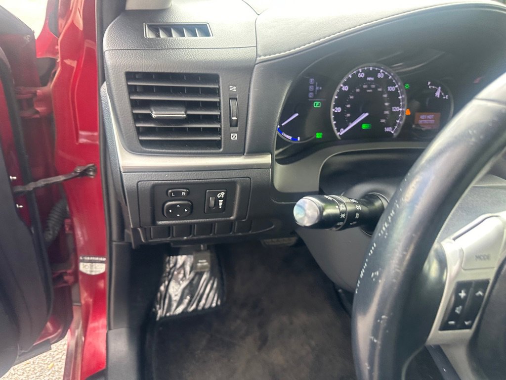 Used 2013 Lexus CT 200h w/ Premium Pkg w/Navigation image 13