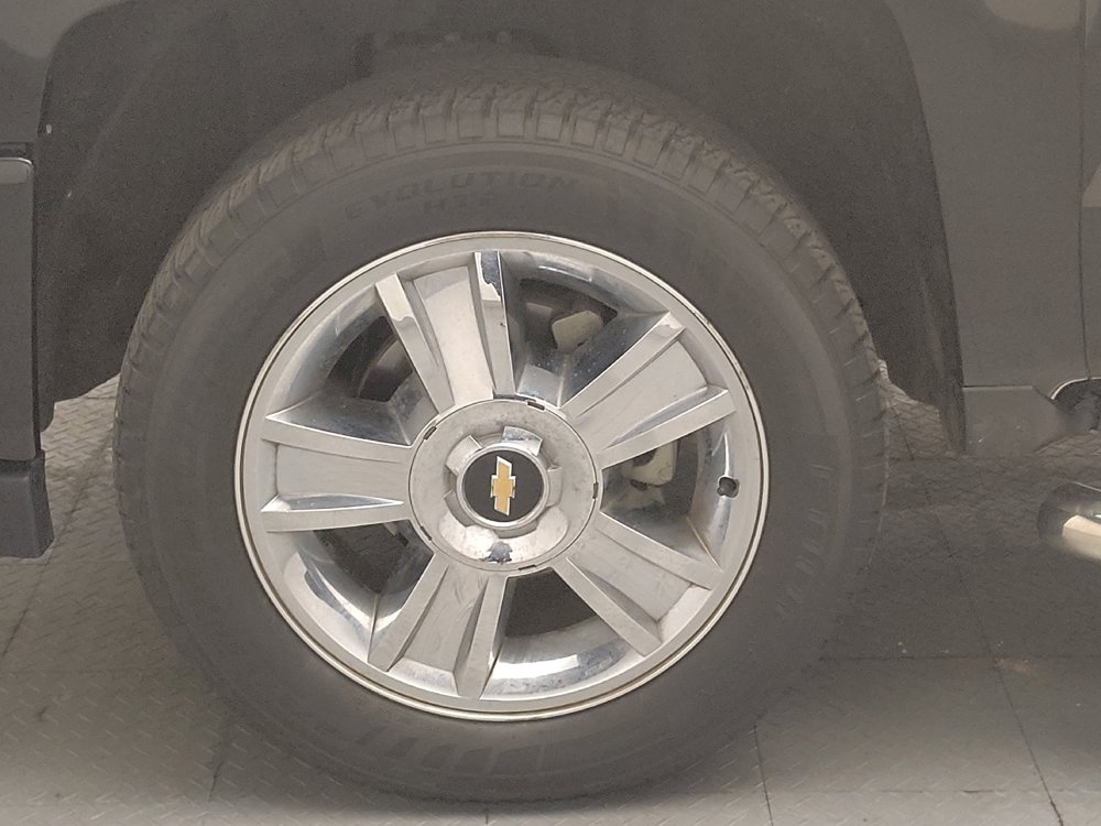 Used 2018 Chevrolet Silverado 1500 Custom w/ Trailering Package RWD image 31