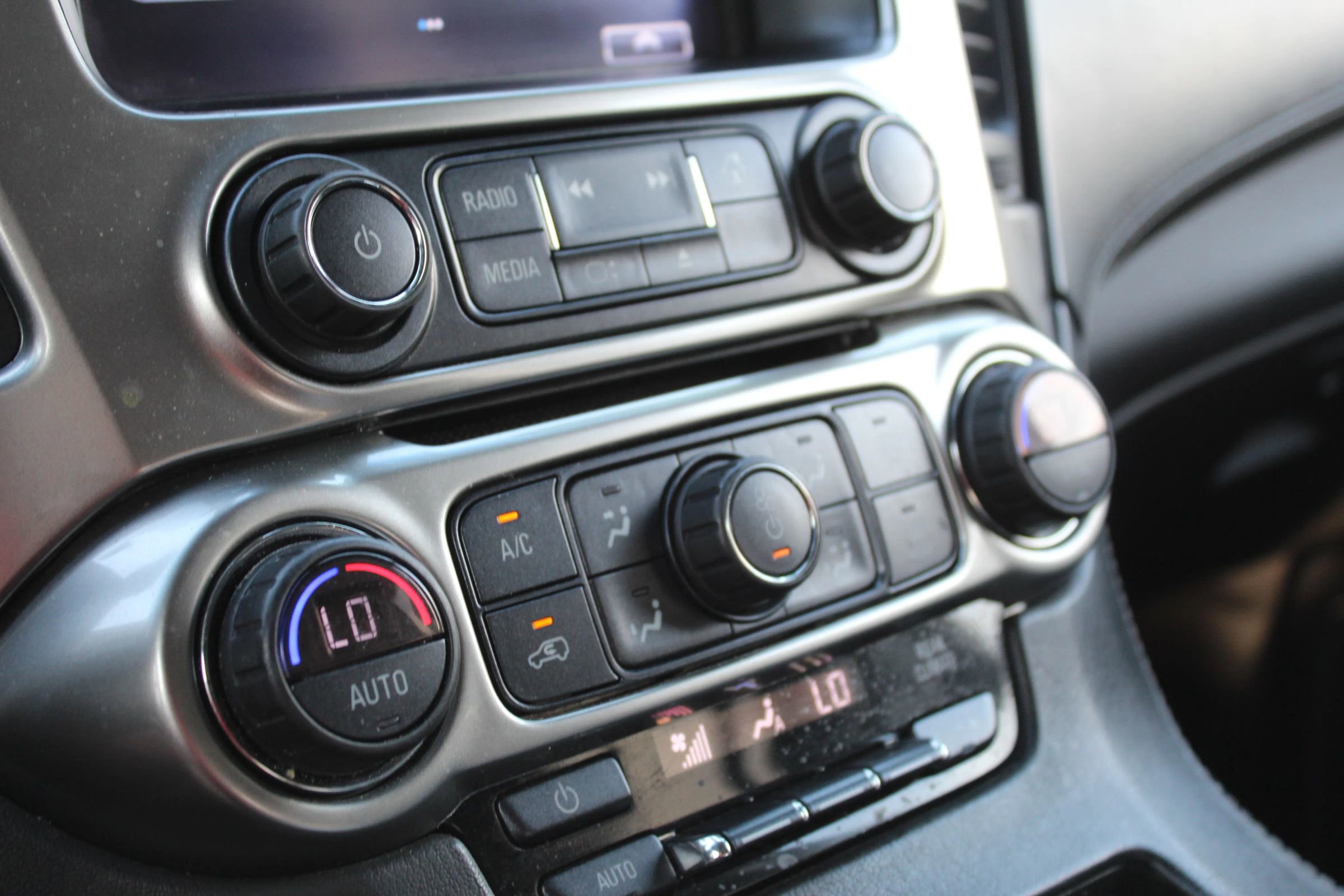 Used 2018 Chevrolet Tahoe LS RWD image 26