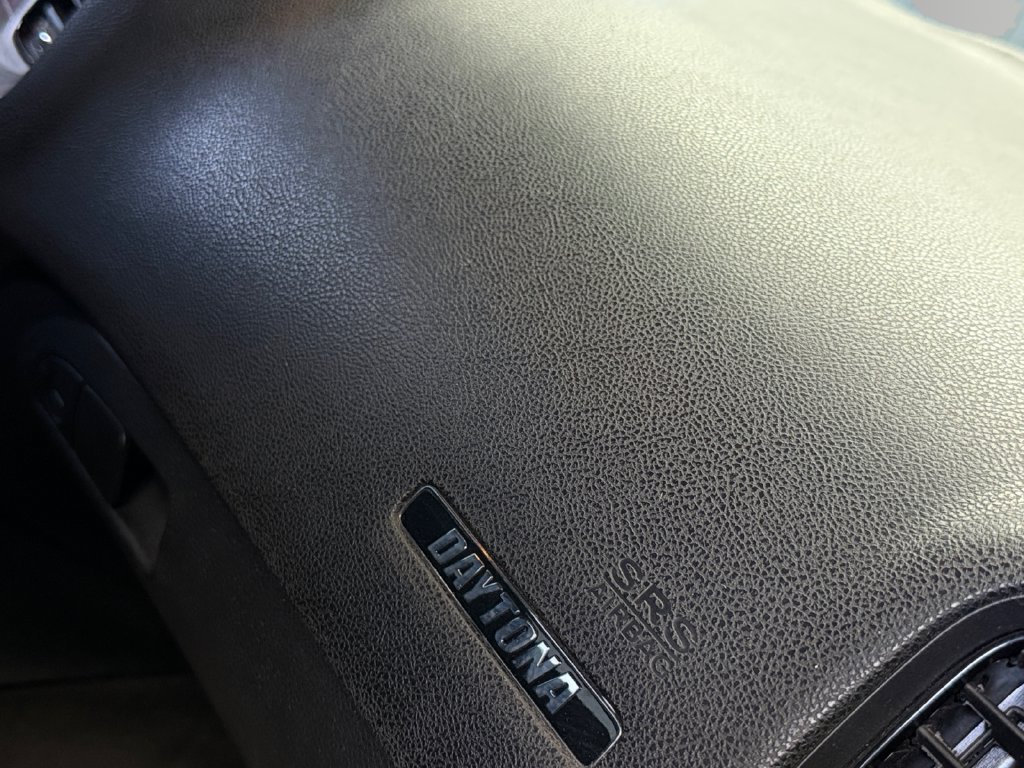 Used 2017 Dodge Charger R/T RWD image 17