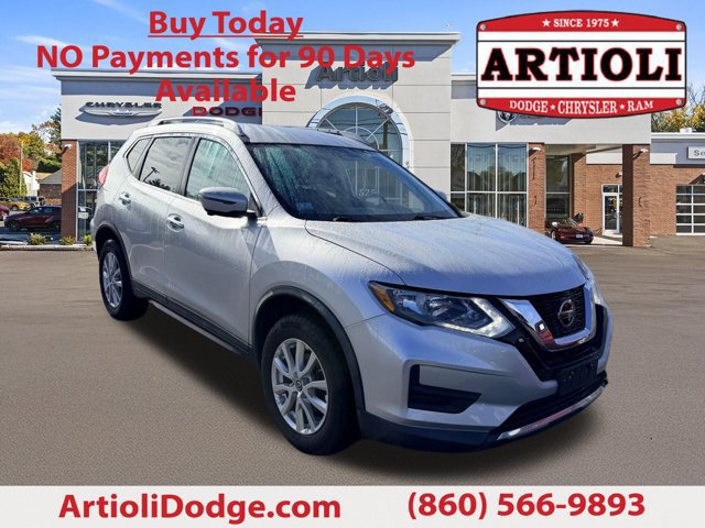 Used 2018 Nissan Rogue SV w/ Premium Package