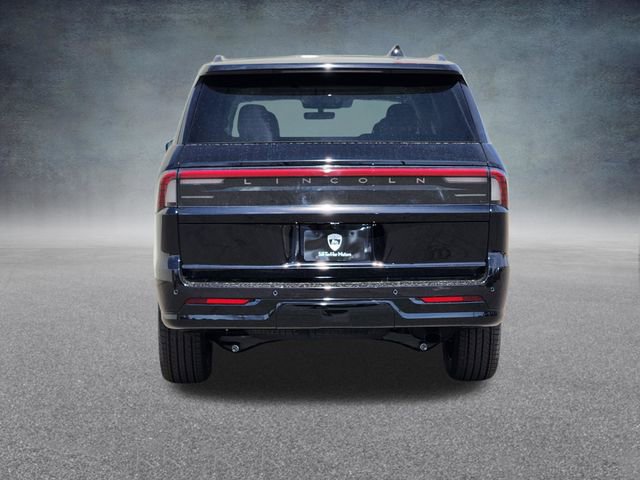New 2026 Lincoln Navigator Reserve w/ Jet Appearance Package image 6
