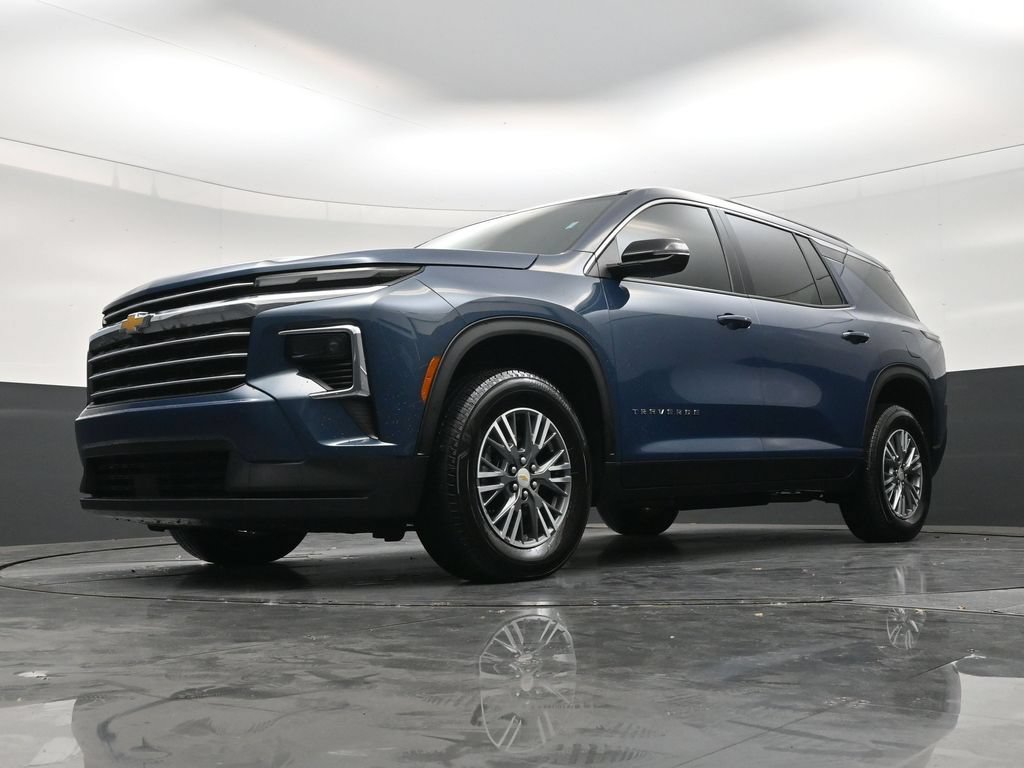 Used 2026 Chevrolet Traverse LT FWD image 20