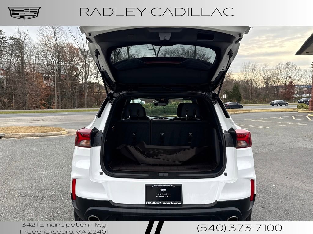 Used 2023 Chevrolet TrailBlazer RS w/ Convenience Package image 11