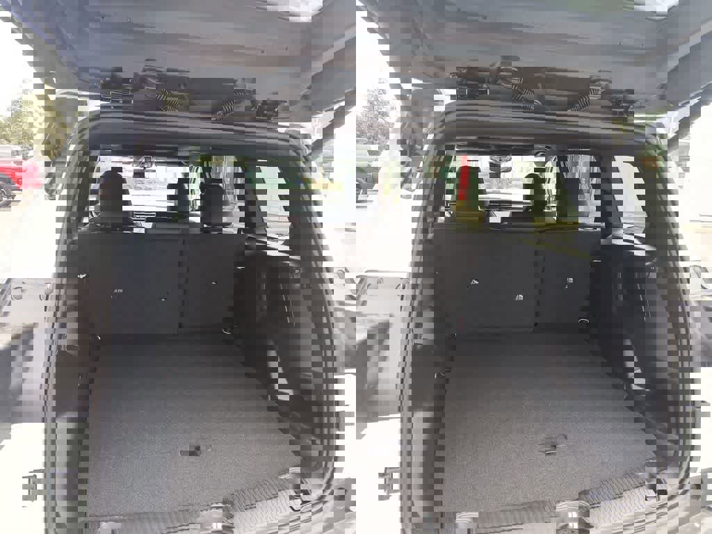 New 2026 Jeep Cherokee Limited image 24