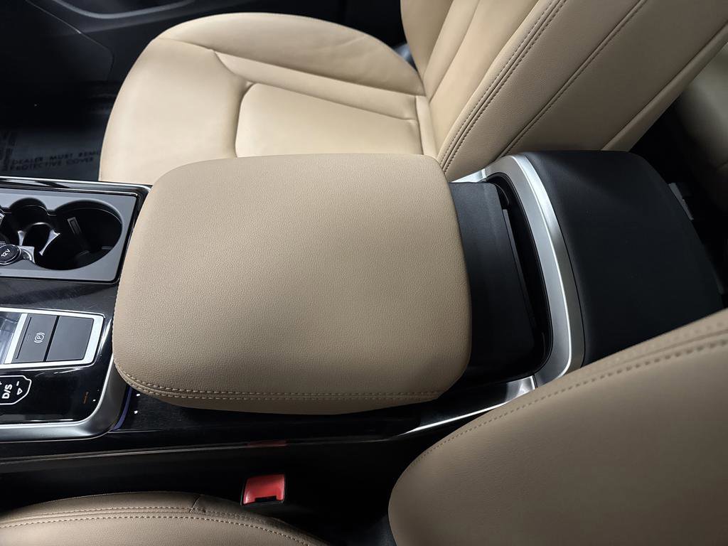 Used 2023 Audi Q7 2.0T Premium w/ Convenience Package image 22