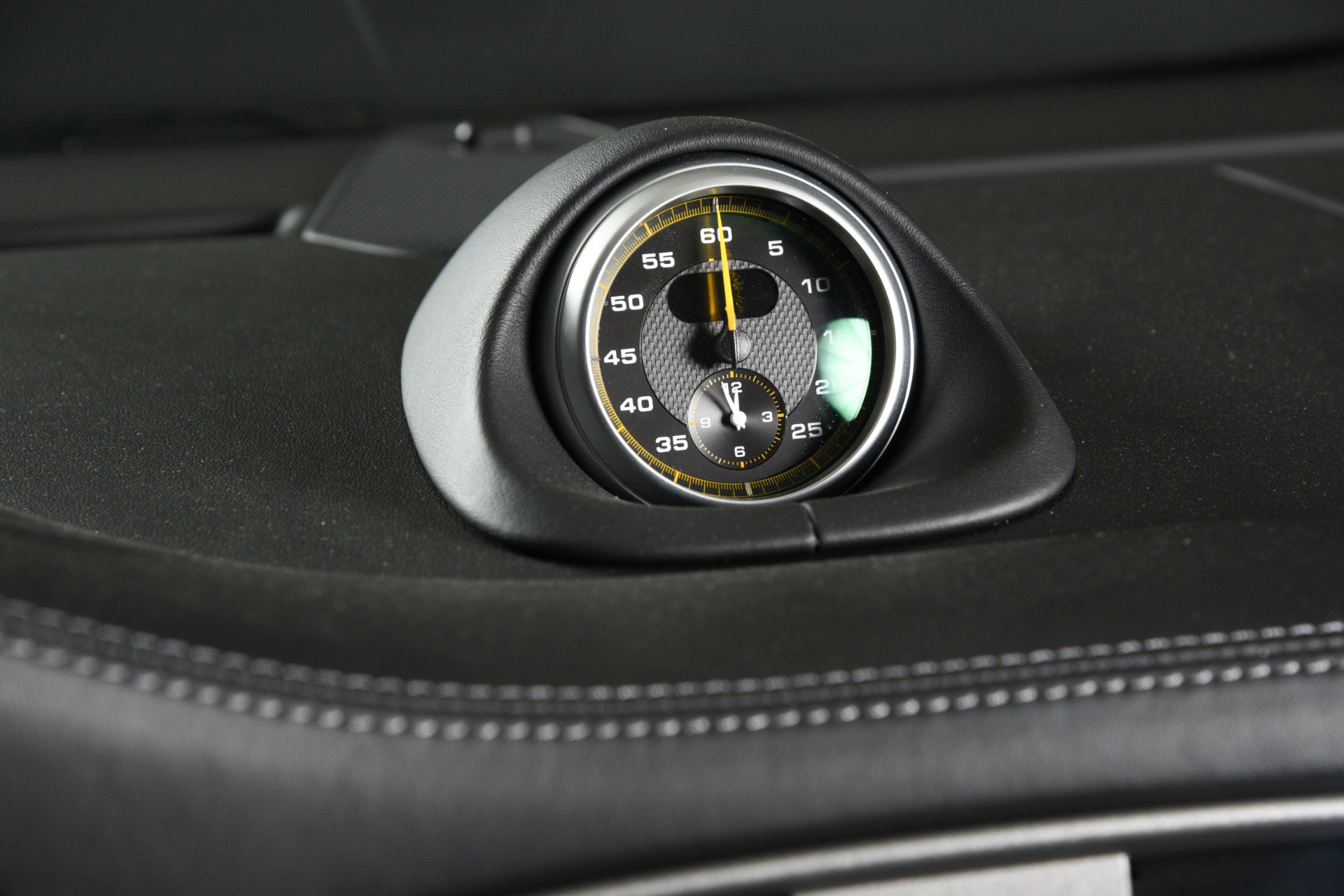 Used 2011 Porsche 911 GT2 RS RWD image 38