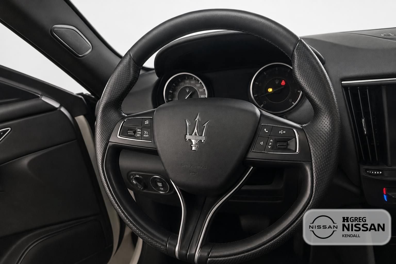 Used 2022 Maserati Levante GT AWD/4WD image 8