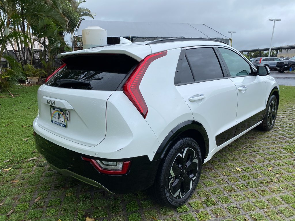 Used 2023 Kia Niro Wave FWD image 25