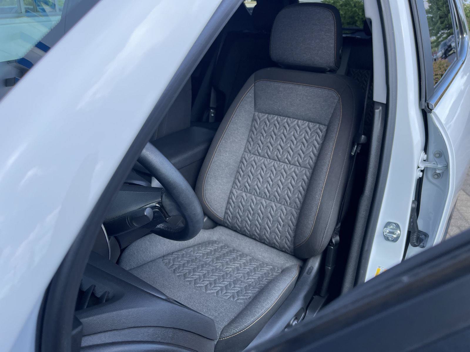 Used 2024 Chevrolet Equinox LT w/ LPO, Floor Liner Package FWD image 14