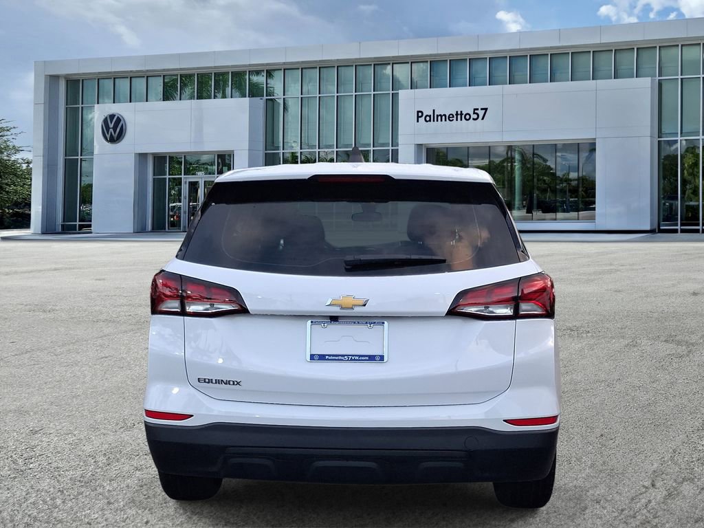 Used 2024 Chevrolet Equinox LS FWD image 5
