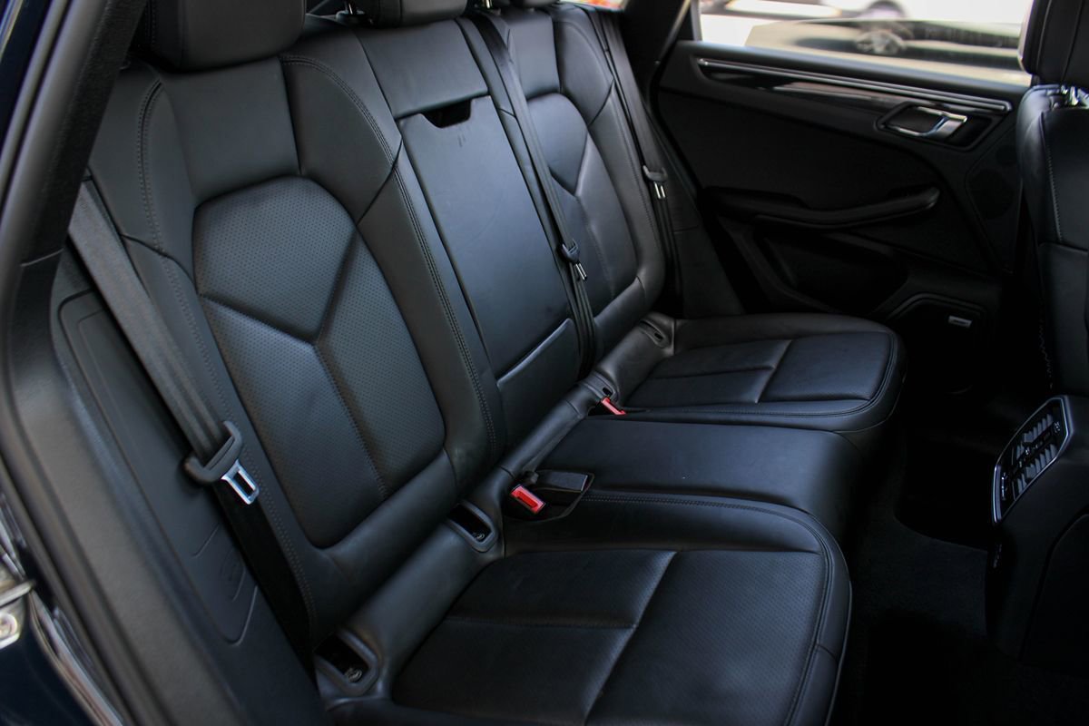 Used 2022 Porsche Macan S image 23