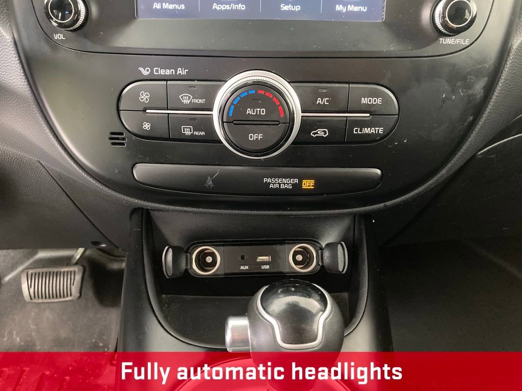 Used 2018 Kia Soul + FWD image 9