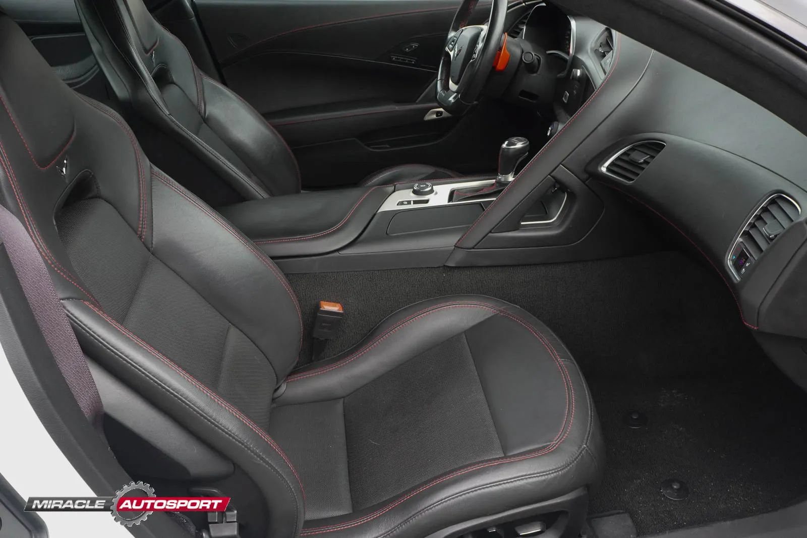 Used 2017 Chevrolet Corvette Stingray Coupe w/ 3LT Preferred Equipment Group RWD image 26