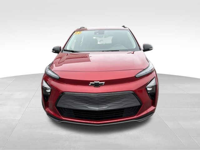 Certified 2023 Chevrolet Bolt EUV LT w/ Convenience Package FWD image 8