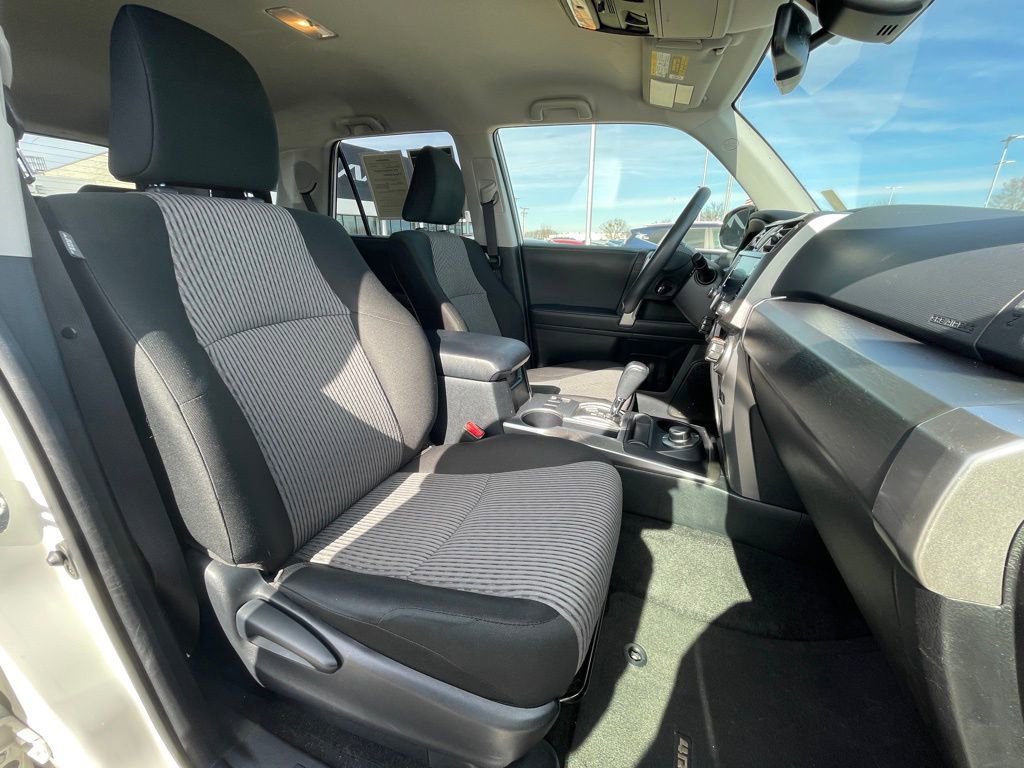 Used 2023 Toyota 4Runner SR5 image 27