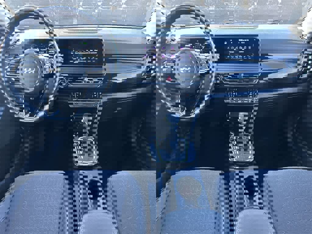 Certified 2024 Kia Seltos S image 24