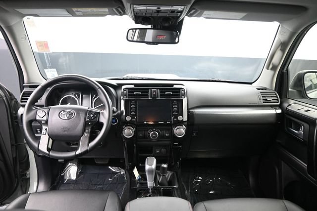 Used 2022 Toyota 4Runner TRD Off-Road Premium AWD/4WD image 10