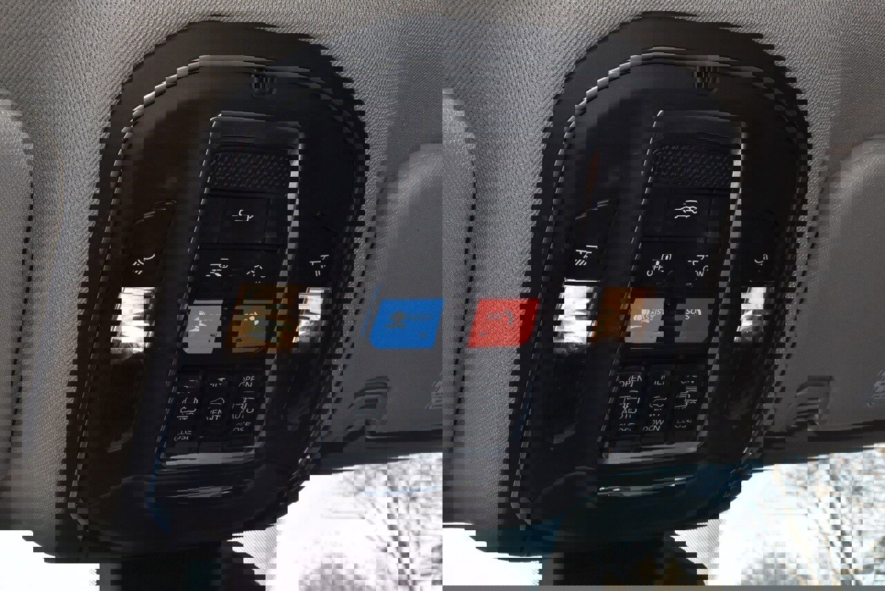 Used 2022 Jeep Wagoneer Series III w/ Premium Group I image 33