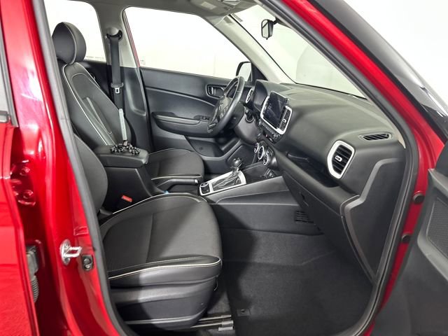 Certified 2023 Hyundai Venue Limited image 28