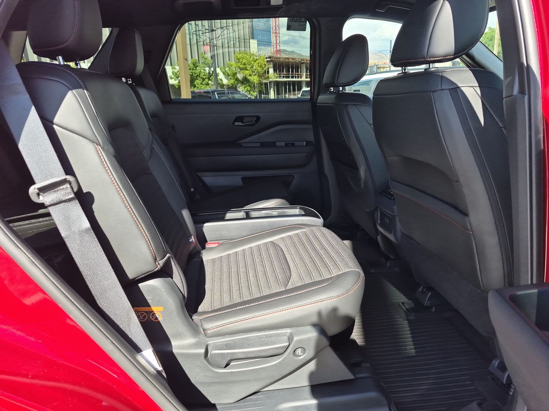 Used 2025 Nissan Pathfinder Rock Creek AWD/4WD image 30