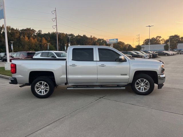 Used 2018 Chevrolet Silverado 1500 LT w/ Texas Edition image 9