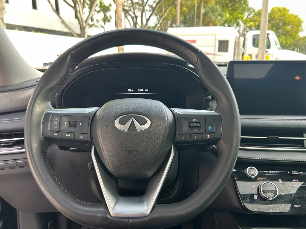 Used 2023 INFINITI QX60 Luxe w/ Cargo Package AWD/4WD image 16