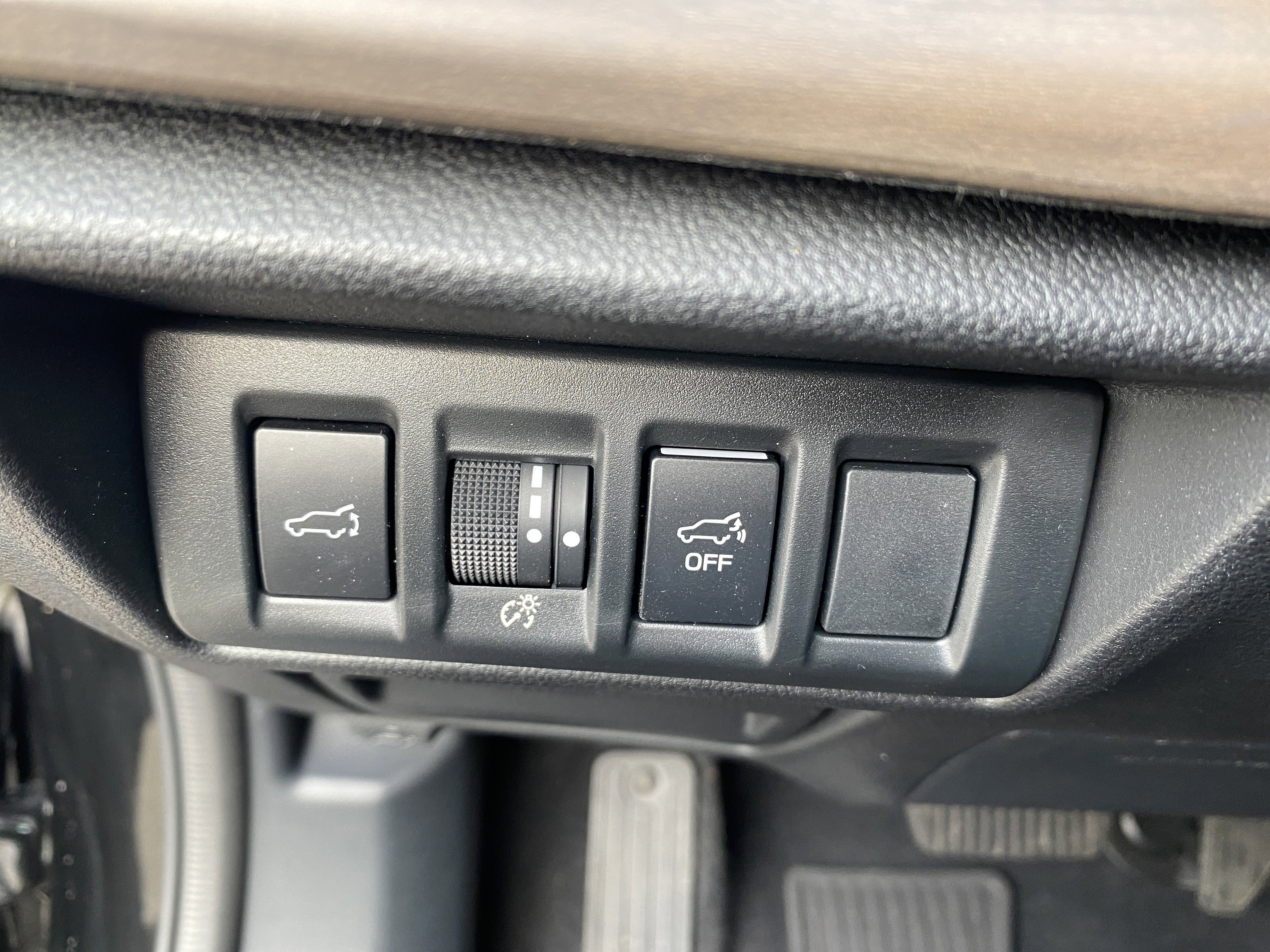 Used 2025 Subaru Outback Limited image 14