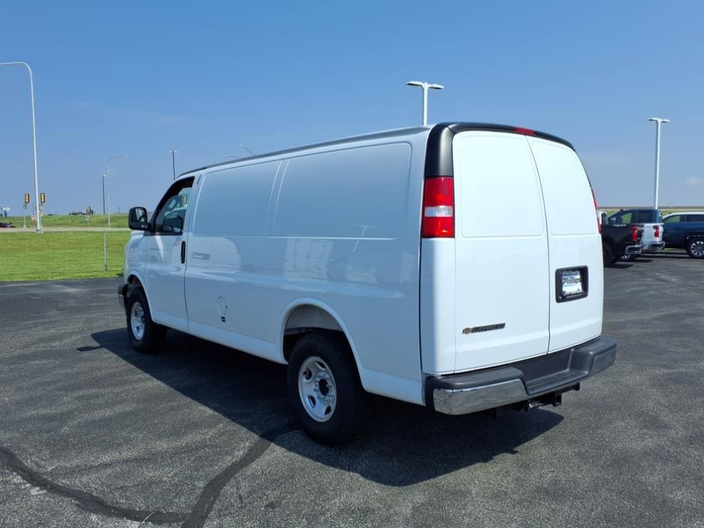 New 2025 Chevrolet Express 2500 w/ Driver Convenience Package RWD image 7