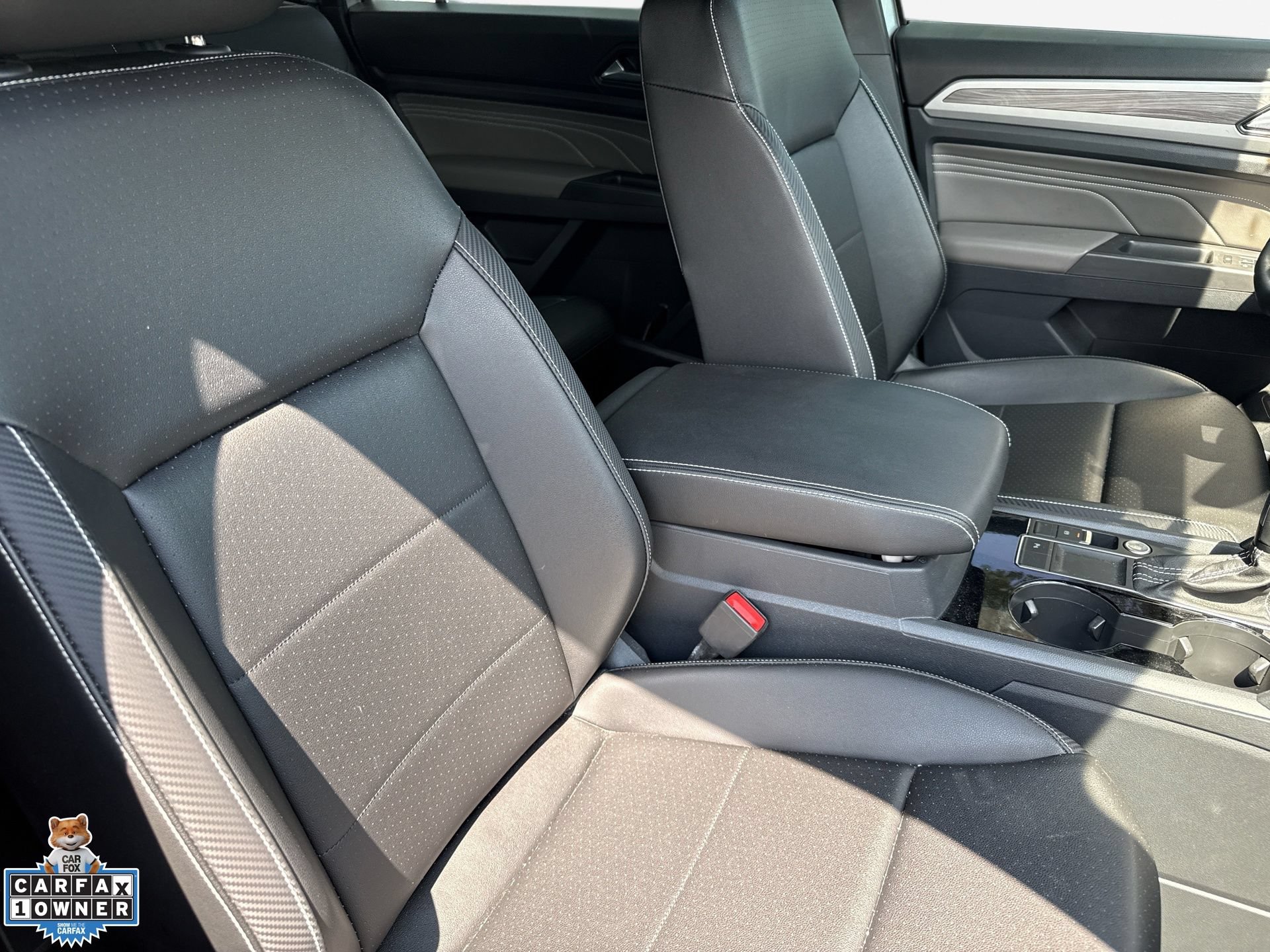 Used 2023 Volkswagen Atlas Cross Sport SE FWD image 23