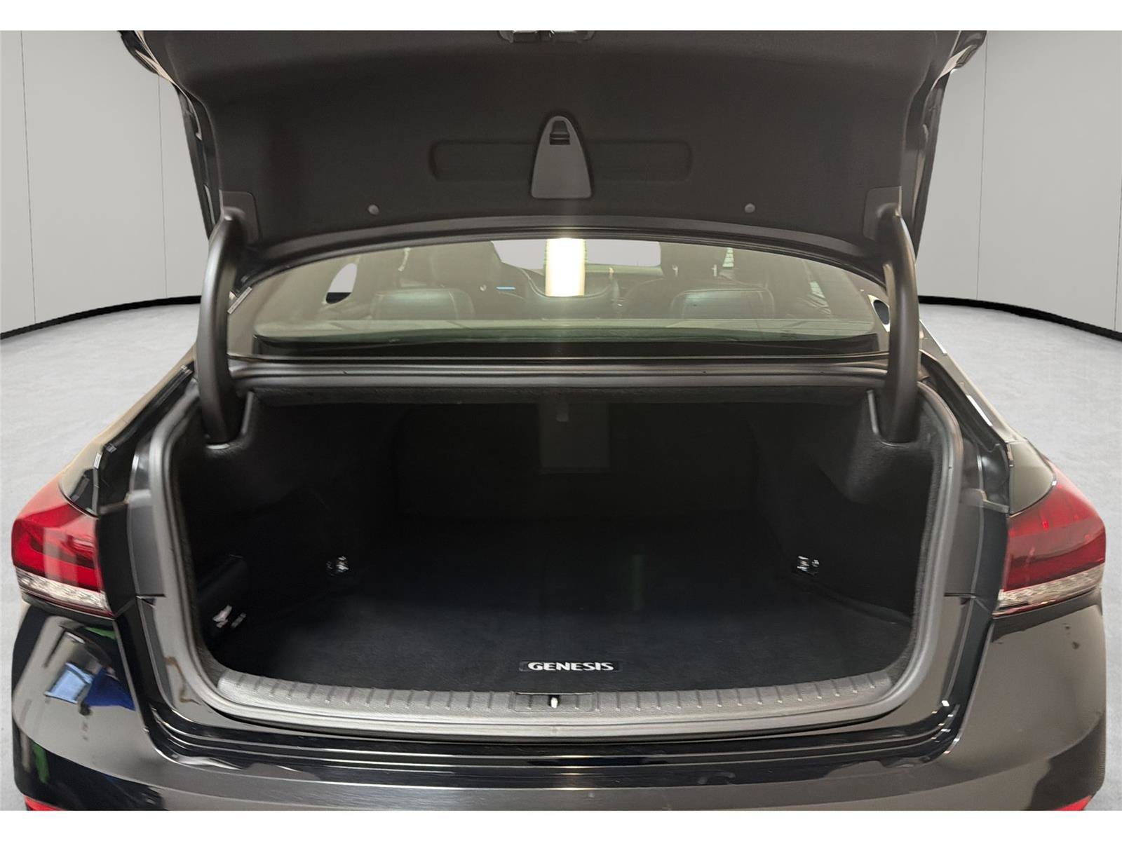 Used 2018 Genesis G80 3.3T Sport AWD/4WD image 12