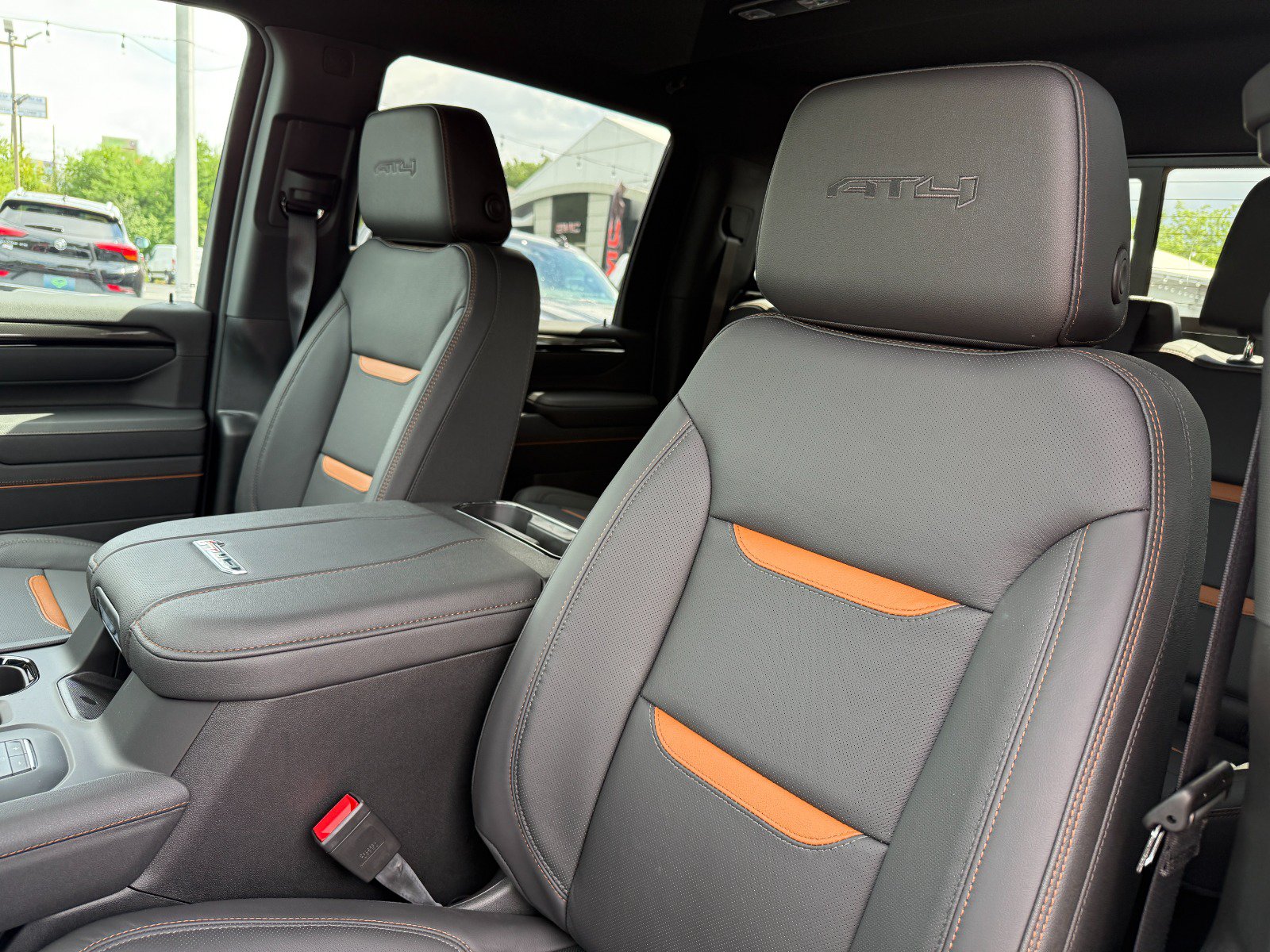 New 2026 GMC Sierra 2500 AT4 w/ AT4 Preferred Package AWD/4WD image 14